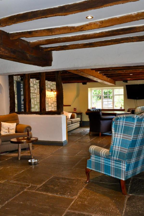 The Hollybush Inn And B&B Priors Marston Bagian luar foto