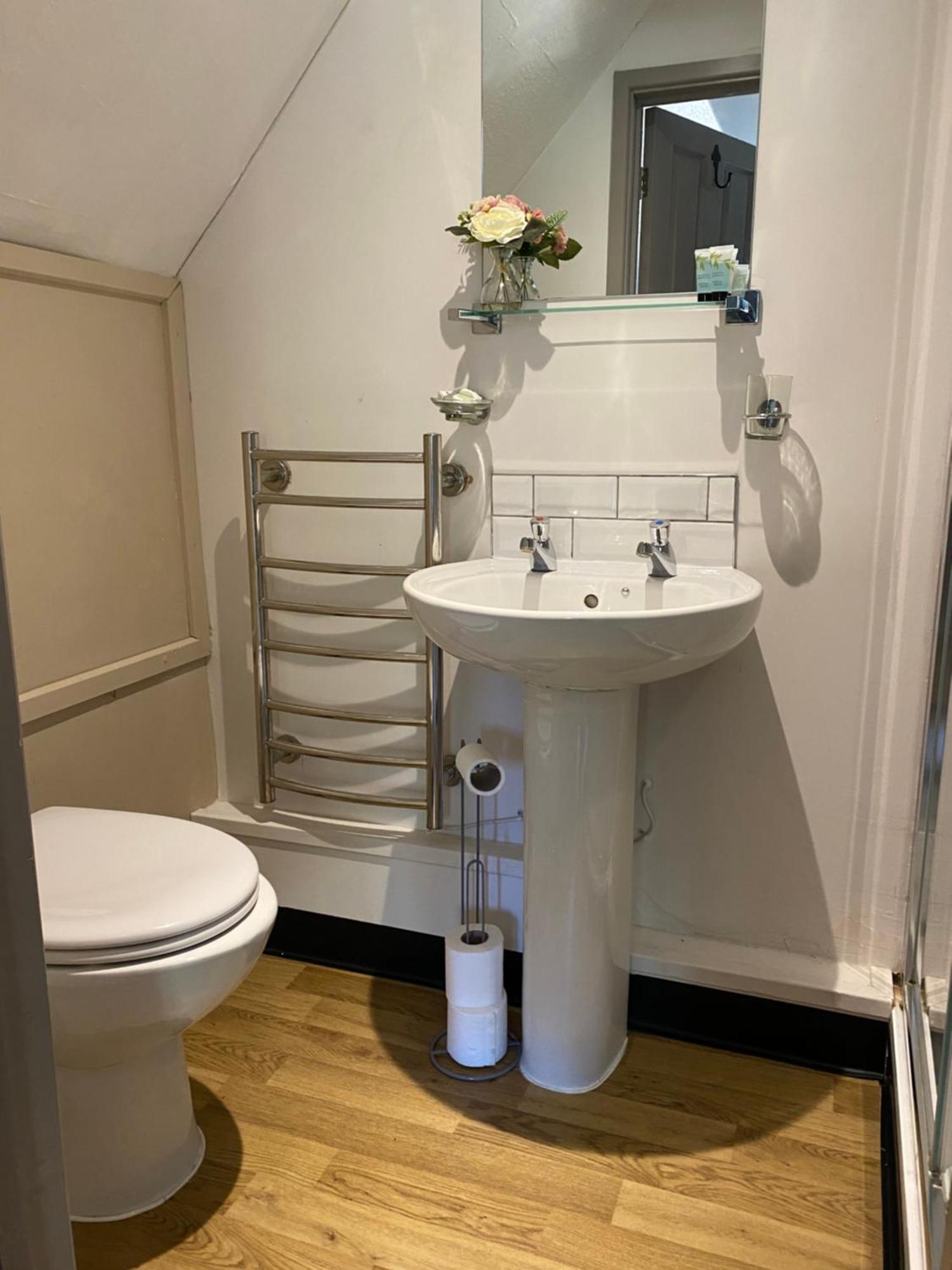 The Hollybush Inn And B&B Priors Marston Bagian luar foto